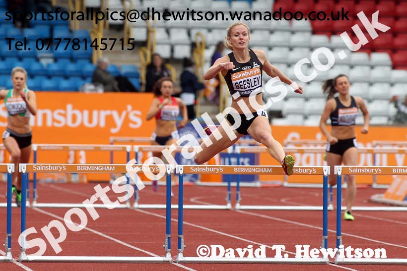 Meghan Beesley (Birchfield) 400 metres hurdles, 2014 Sainsbury's British Championships. Photo: David T. Hewitson/Sports for All Pics